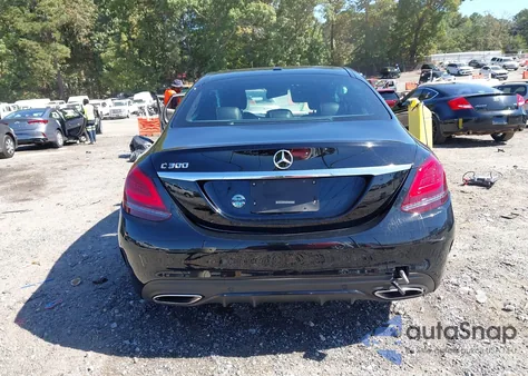 2019 Mercedes-Benz C 300 из США, поврежденный, VIN 55SWF8DB6KU311812